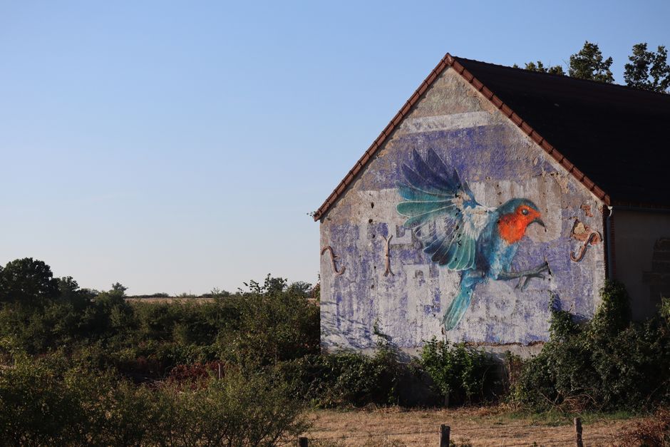 Kosmisch landschap met herfstkleuren in verf.
