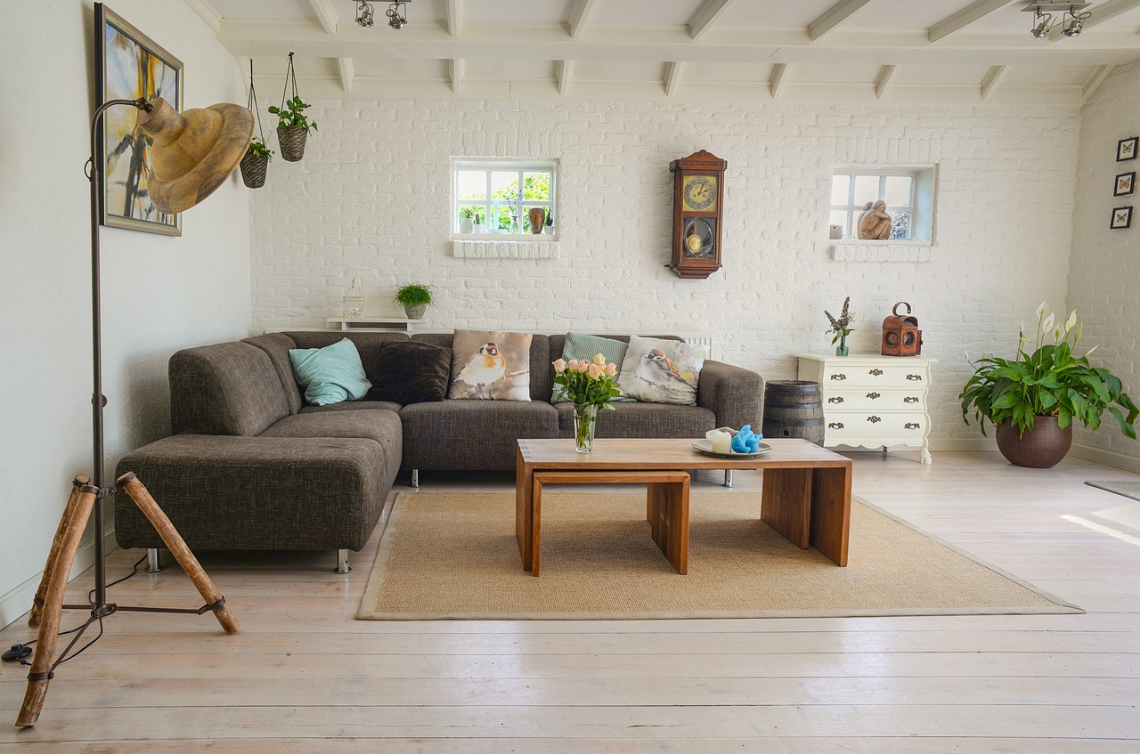 Gezellige kinderkamer met herfstachtige decoraties.